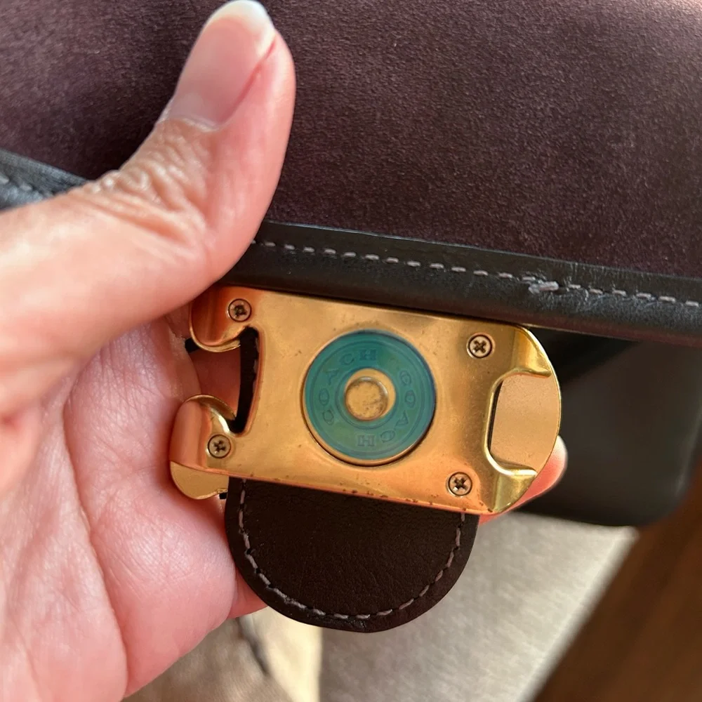 Coach Soft Tabby Purse (Crossbody) - Picture 6 of 11